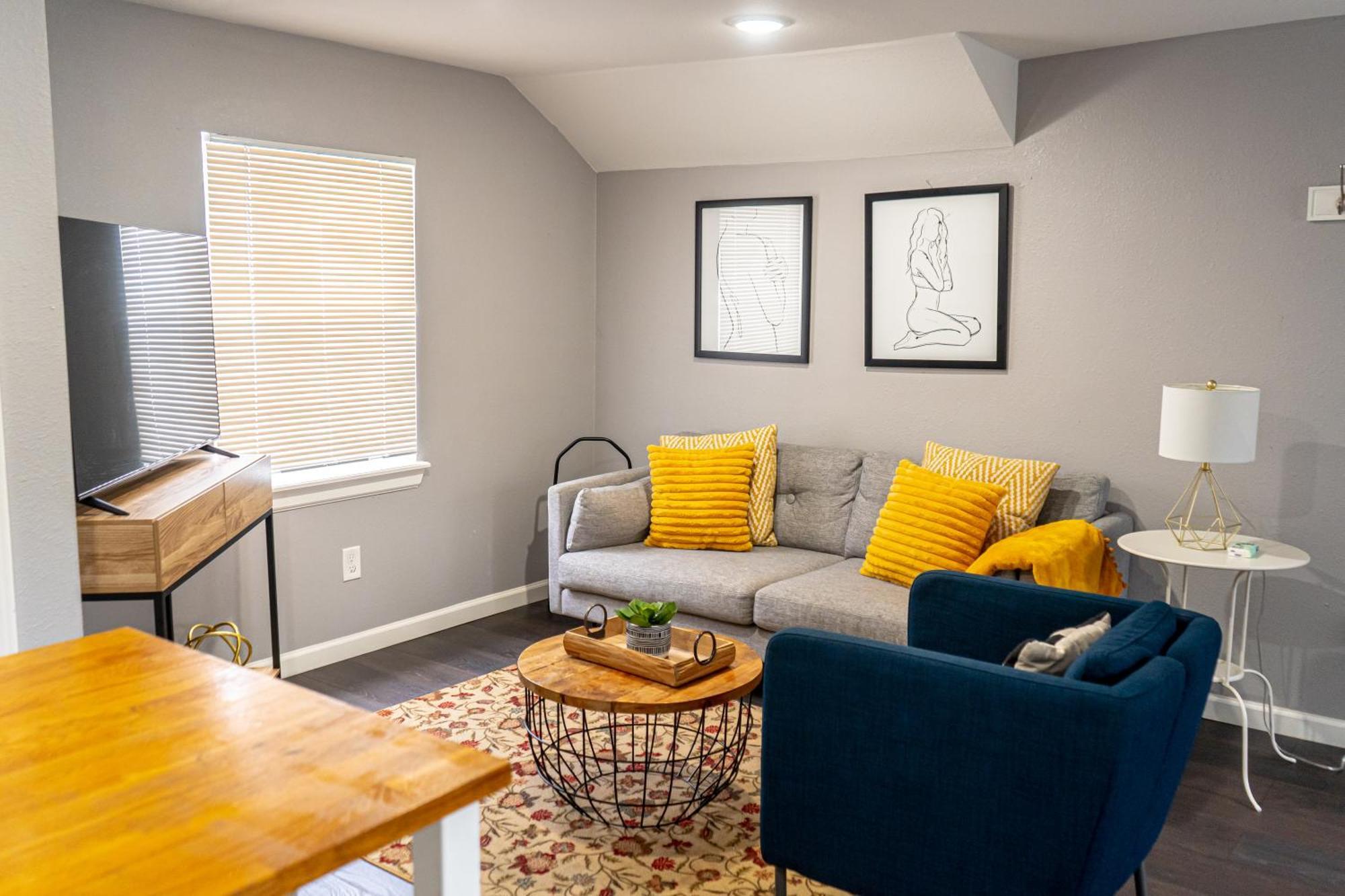 Super Cozy 2 Bedroom With Fast Wifi And Queen Bed Close To Downtown Houston!! Esterno foto